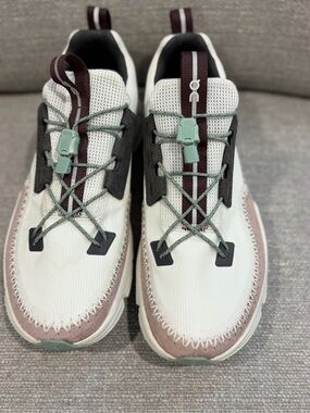 On Running Men's Sneakers in White, Brown & Mint